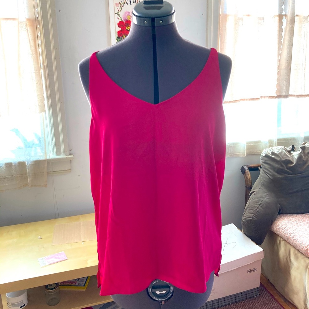 Pink tank top